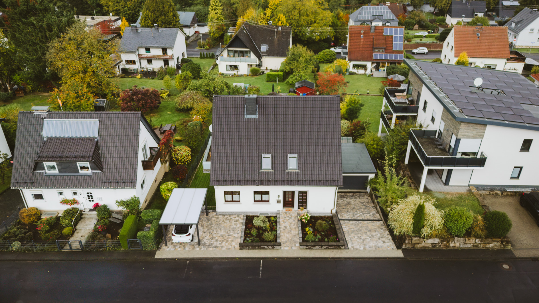 Autostellplatz mit Carport neu gebaut Hachenburg